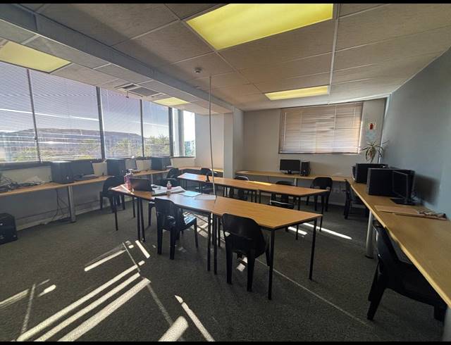330M² OFFICE TO LET IN TYGER VALLEY